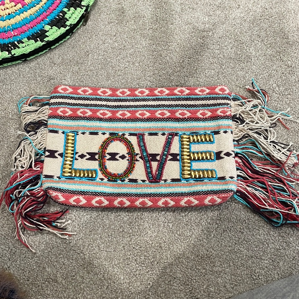 Love clutch by ale